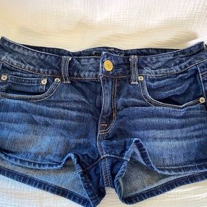 💥 5/25 💥American Eagle jean shorts